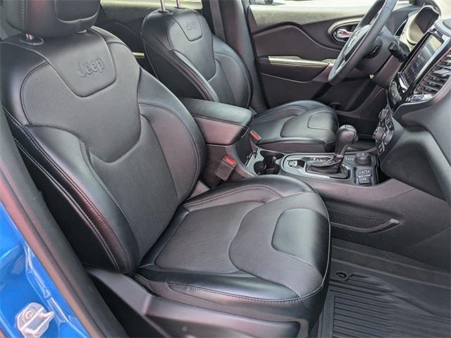 Photo of 2022 Hydro Blue Pearlcoat Jeep Cherokee
