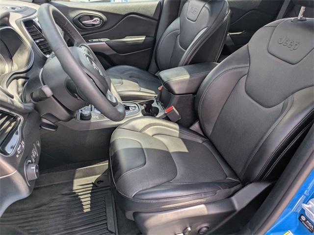 Photo of 2022 Hydro Blue Pearlcoat Jeep Cherokee