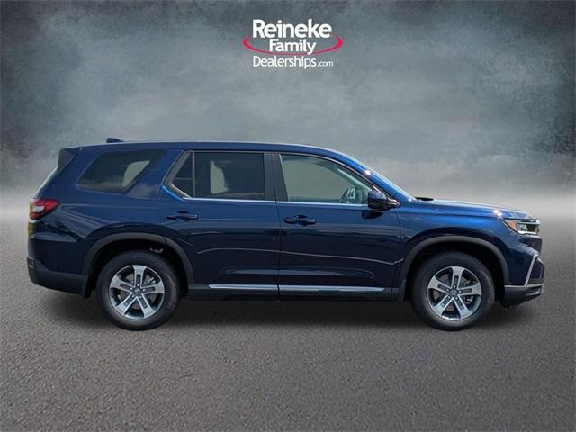 Photo of 2025 Obsidian Blue Pearl Honda Pilot