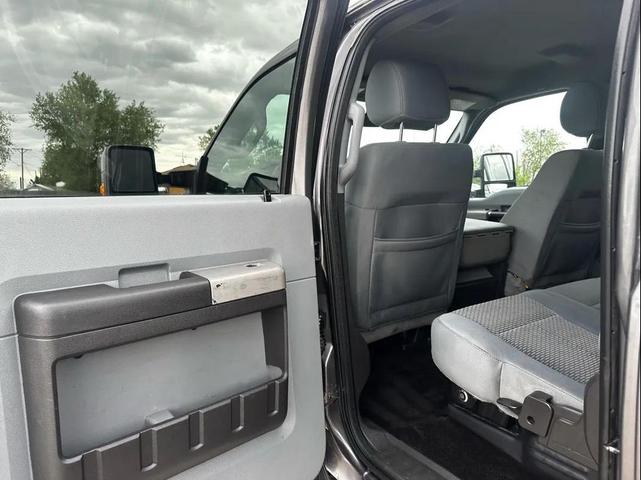 Photo of 2014 Sterling Gray Metallic Ford F-350
