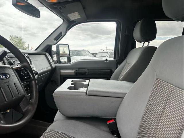 Photo of 2014 Sterling Gray Metallic Ford F-350