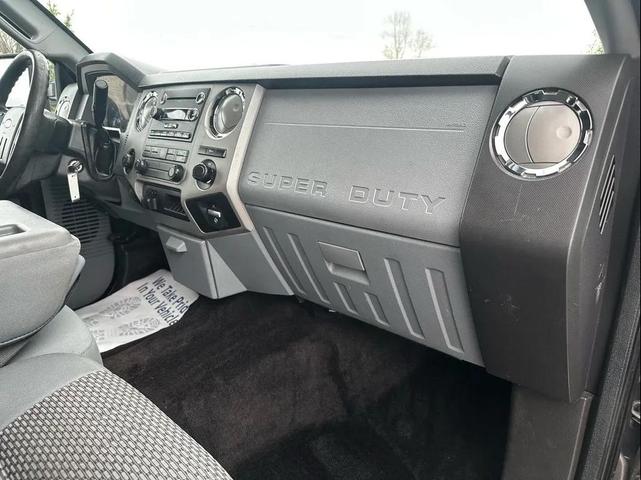 Photo of 2014 Sterling Gray Metallic Ford F-350