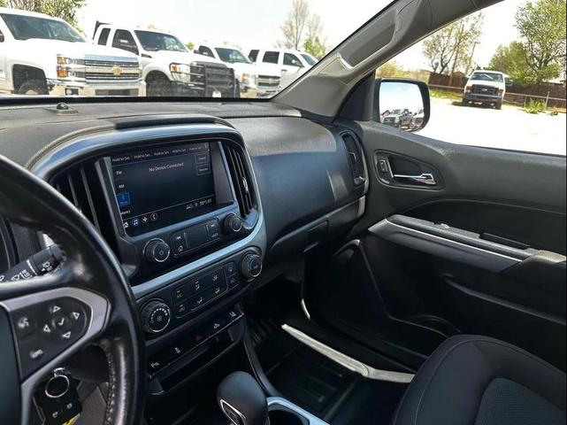 Photo of 2022 Black Chevrolet Colorado