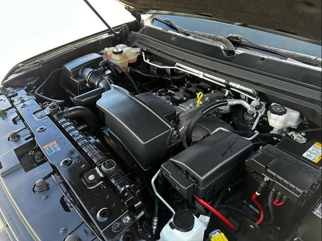 Photo of 2022 Black Chevrolet Colorado