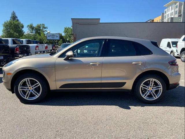 Photo of 2018 Beige Porsche Macan