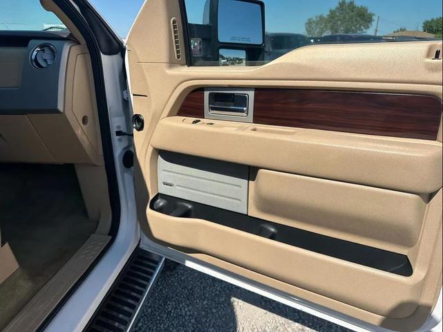Photo of 2012 White Ford F-150
