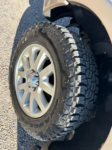 Photo of 2012 White Ford F-150
