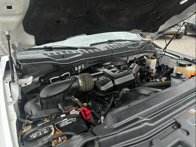Photo of 2017 Oxford White Ford F-250