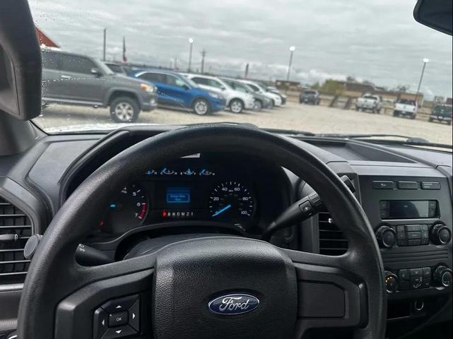 Photo of 2017 Oxford White Ford F-250