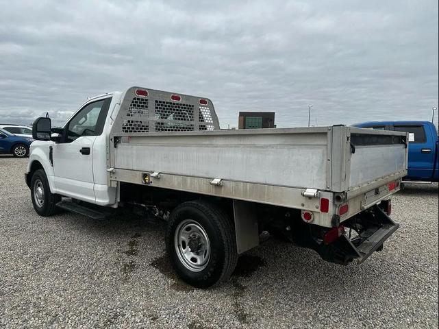 Photo of 2017 Oxford White Ford F-250