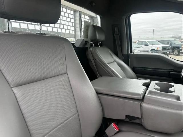 Photo of 2017 Oxford White Ford F-250