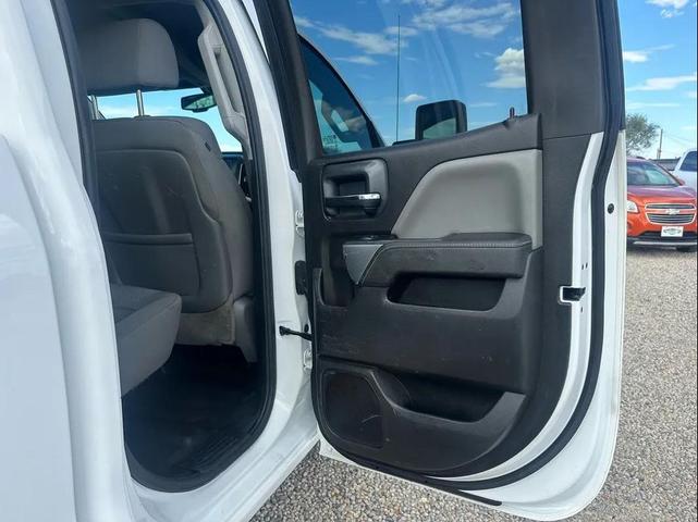 Photo of 2015 Summit White Chevrolet Silverado 2500