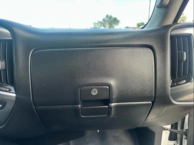 Photo of 2015 Summit White Chevrolet Silverado 2500