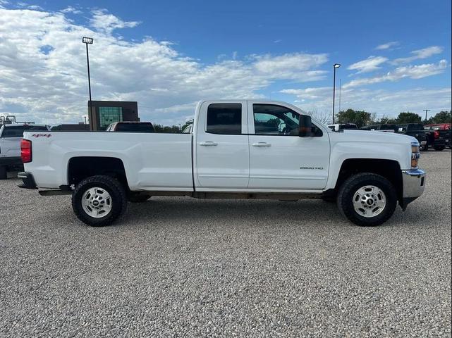 Photo of 2015 Summit White Chevrolet Silverado 2500