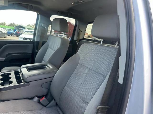 Photo of 2015 Summit White Chevrolet Silverado 2500