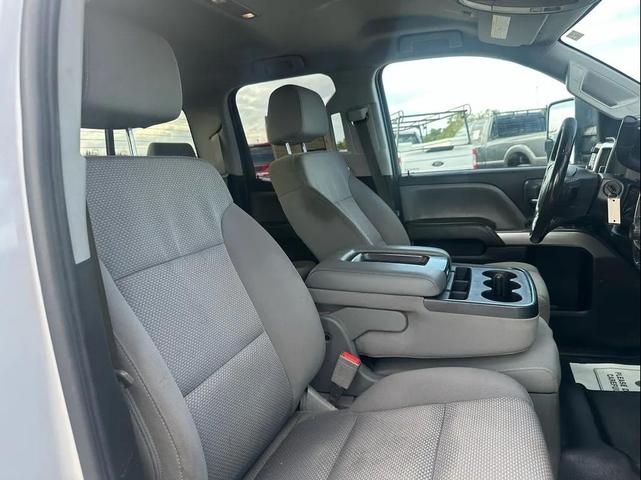 Photo of 2015 Summit White Chevrolet Silverado 2500