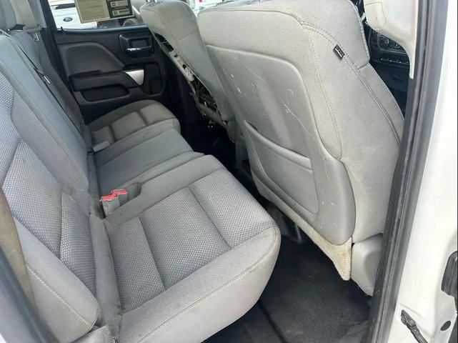 Photo of 2015 Summit White Chevrolet Silverado 2500