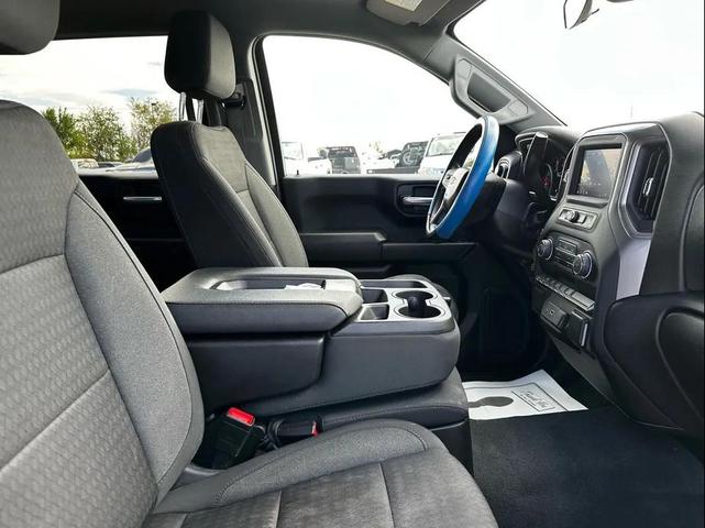 Photo of 2023 Glacier Blue Metallic Chevrolet Silverado 1500