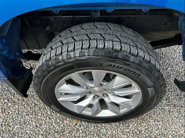 Photo of 2023 Glacier Blue Metallic Chevrolet Silverado 1500