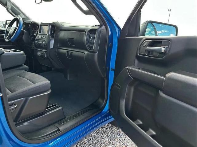 Photo of 2023 Glacier Blue Metallic Chevrolet Silverado 1500