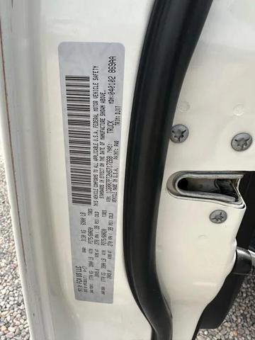 Photo of 2017 White RAM 1500
