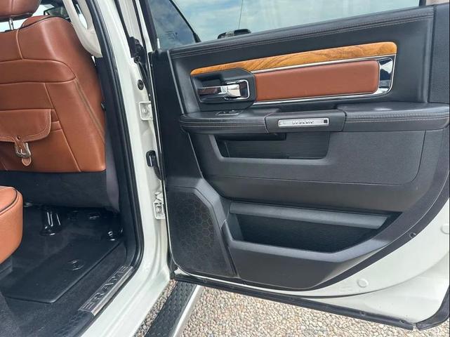 Photo of 2017 White RAM 1500