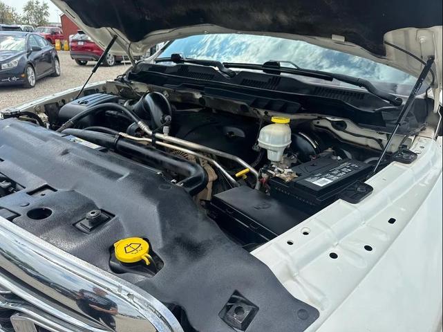 Photo of 2017 White RAM 1500