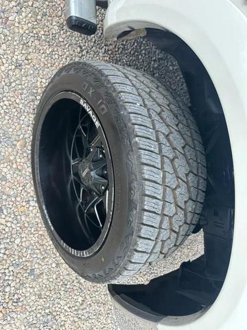 Photo of 2017 White RAM 1500