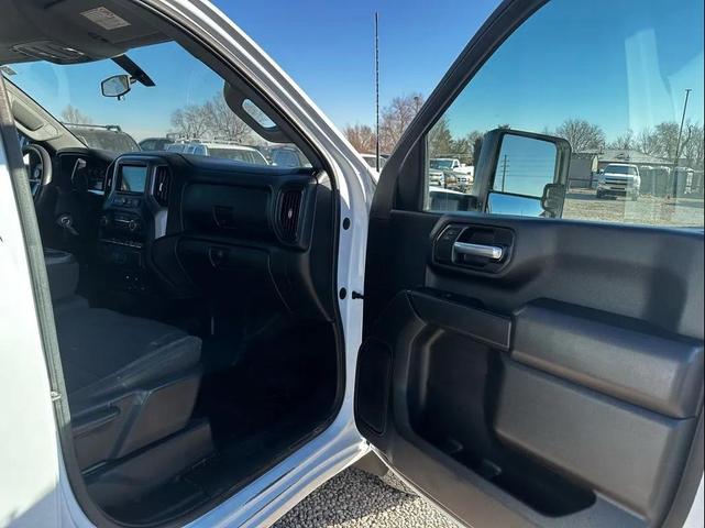 Photo of 2023 Summit White Chevrolet Silverado 3500