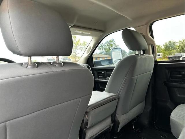 Photo of 2017 Bright White Clearcoat RAM 3500