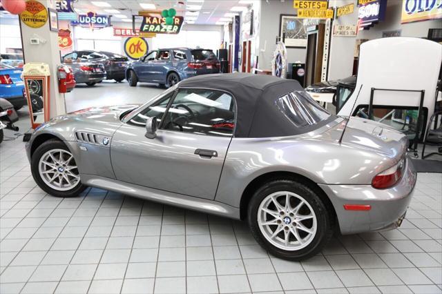 Photo of 2002 Sterling Gray Metallic BMW Z3