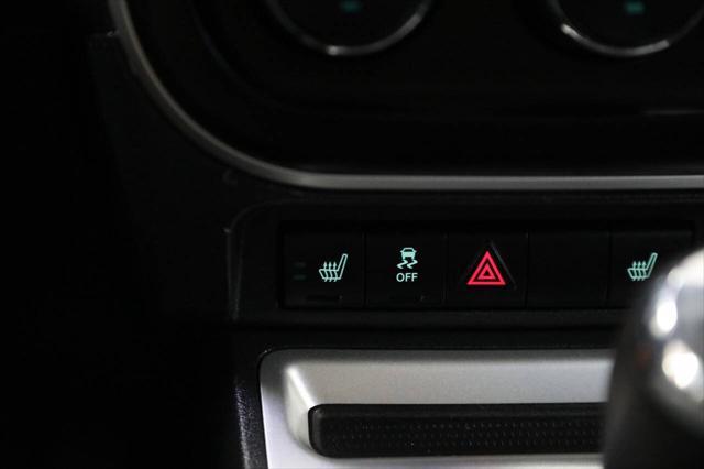 Photo of 2016 Gray Jeep Compass