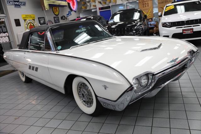 Photo of 1963 Corinthian White Ford Thunderbird