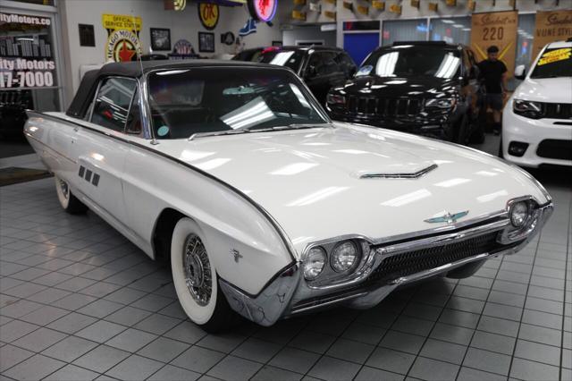 Photo of 1963 Corinthian White Ford Thunderbird