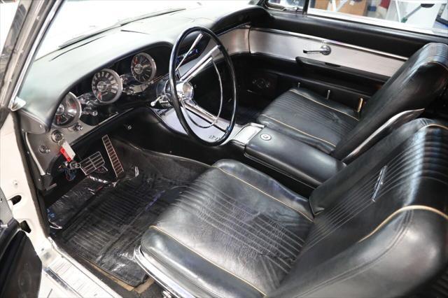 Photo of 1963 Corinthian White Ford Thunderbird