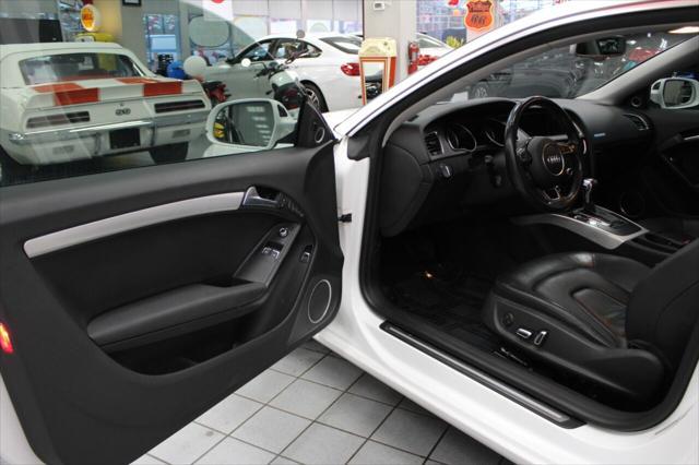 Photo of 2014 White Audi A5
