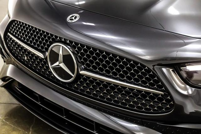 Photo of 2026 Graphite Grey Metallic Mercedes-Benz CLE 300