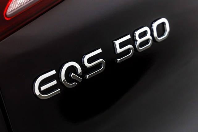 Photo of 2023 Obsidian Black Metallic Mercedes-Benz EQS 580