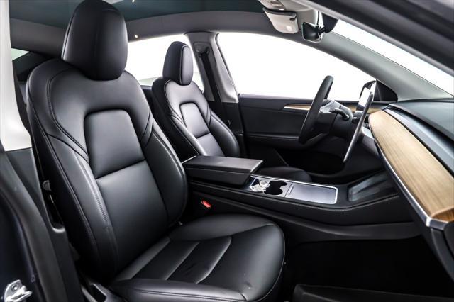Photo of 2023 Midnight Silver Metallic Tesla Model Y