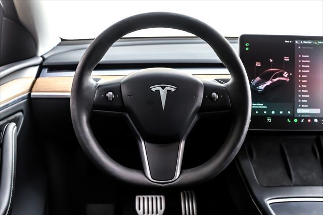Photo of 2023 Midnight Silver Metallic Tesla Model Y