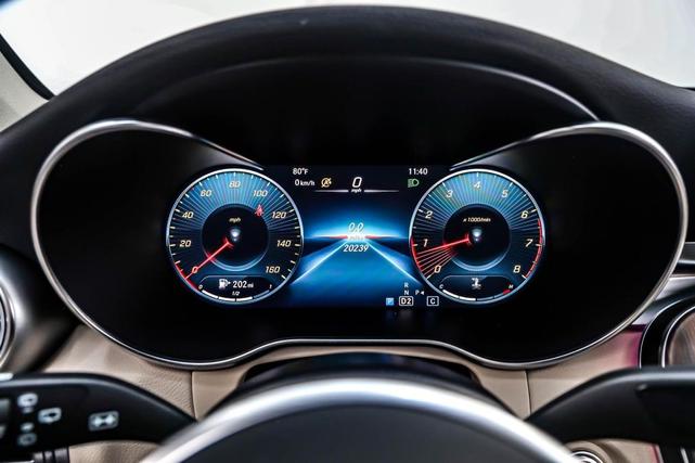 Photo of 2022 Lunar Blue Metallic Mercedes-Benz GLC 300