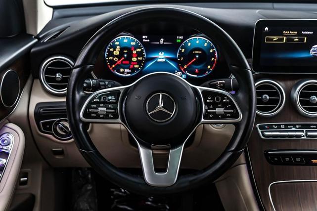 Photo of 2022 Lunar Blue Metallic Mercedes-Benz GLC 300