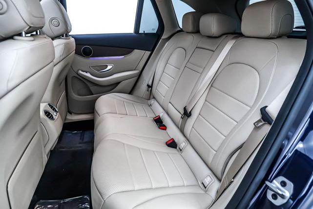 Photo of 2022 Lunar Blue Metallic Mercedes-Benz GLC 300