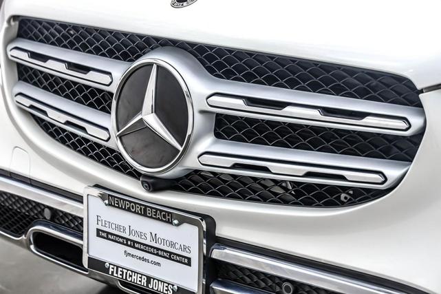 Photo of 2021 Polar White Mercedes-Benz GLC 300