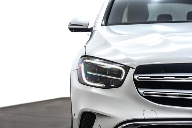 Photo of 2021 Polar White Mercedes-Benz GLC 300