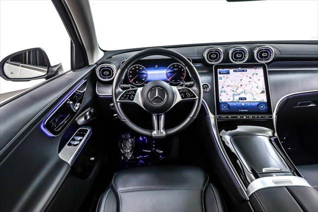 Photo of 2023 Polar White Mercedes-Benz GLC 300