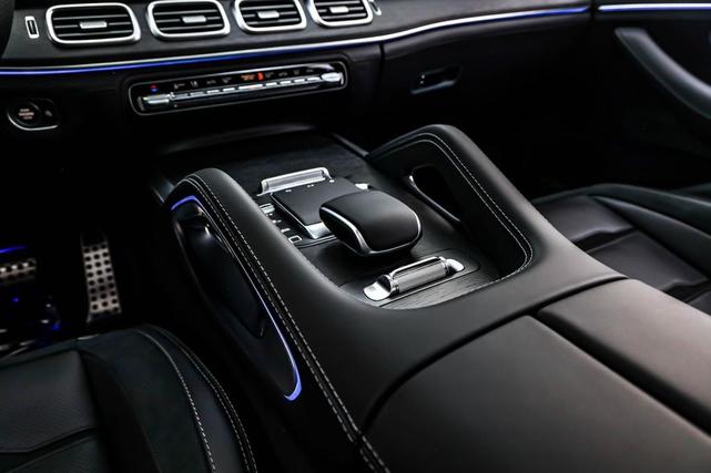 Photo of 2025 Obsidian Black Metallic Mercedes-Benz AMG GLE 53
