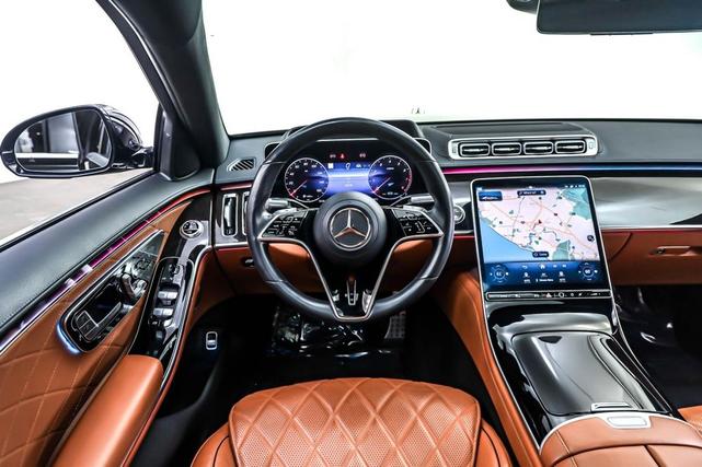 Photo of 2021 Black Mercedes-Benz S-Class