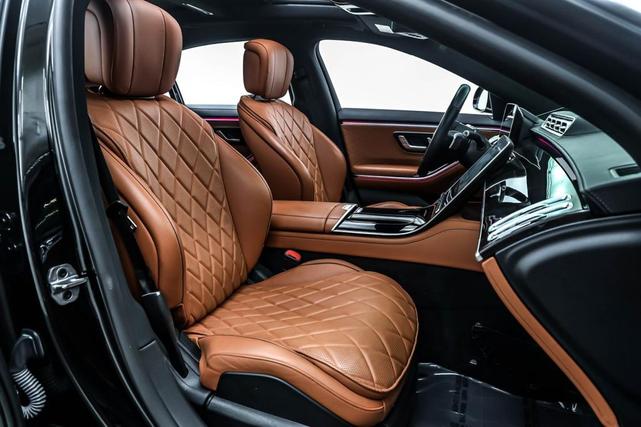 Photo of 2021 Black Mercedes-Benz S-Class