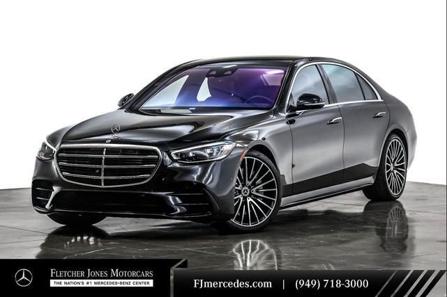Photo of 2021 Black Mercedes-Benz S-Class
